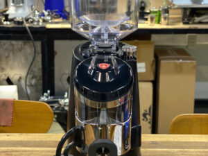 Eureka  Zenith 65 HS Black